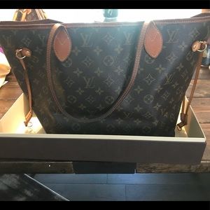 Louis Vuitton Neverfull MM